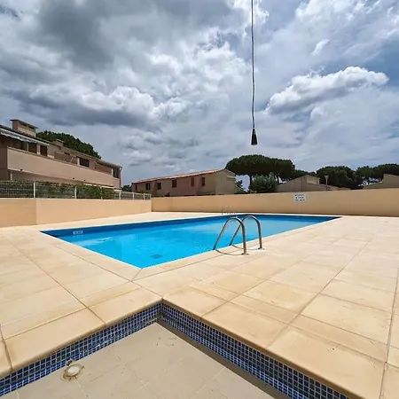 Rez-de-jardin Pinede Piscine Clim Proche Village Naturiste * Agde